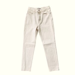 Everlane Original Cheeky Jean in Ecru